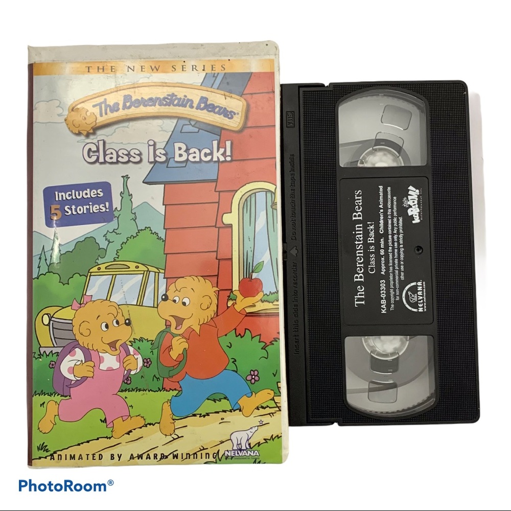 🍒$10ea or 3/$20 Bernstein Bears Class is Back VHS